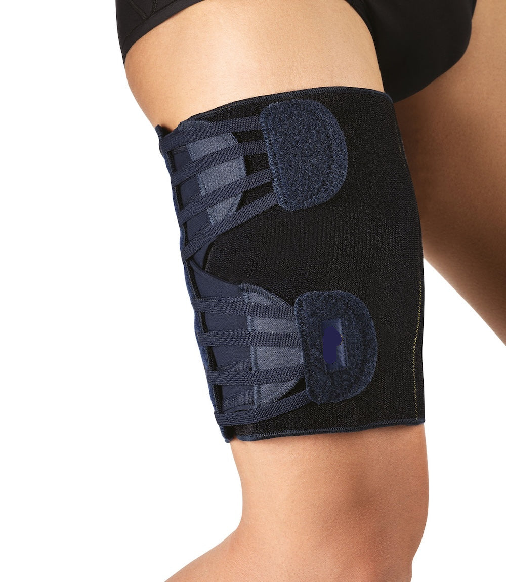 Adjustable tension shorts with full opening and 100% cotton pad on the skin