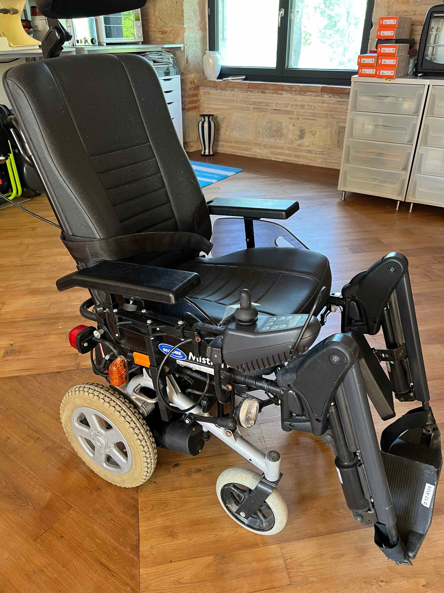 Fauteuil roulant électrique Invacare Mistral
