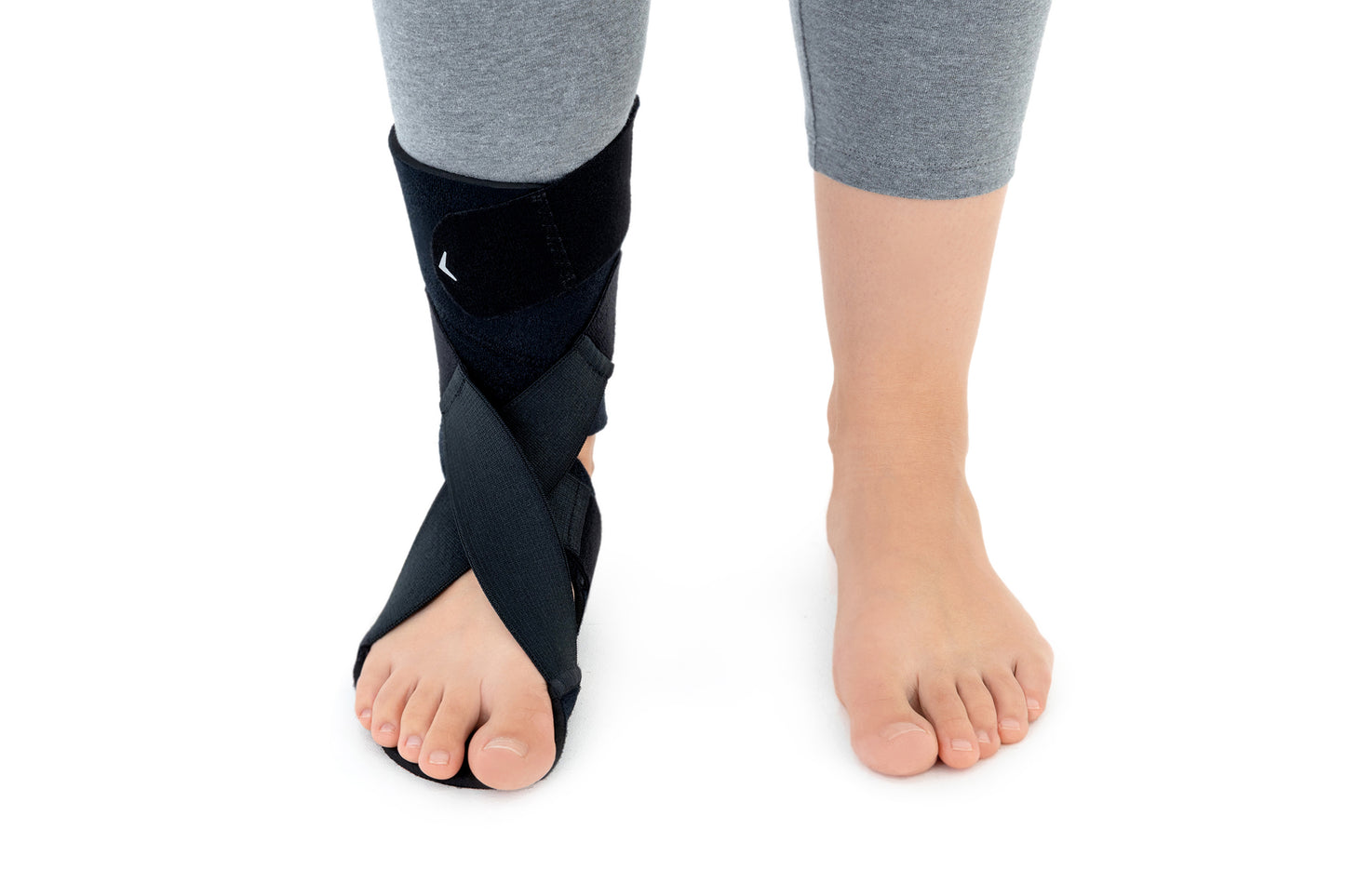 Releveur de pied avec 4 rappels élastiques croisés