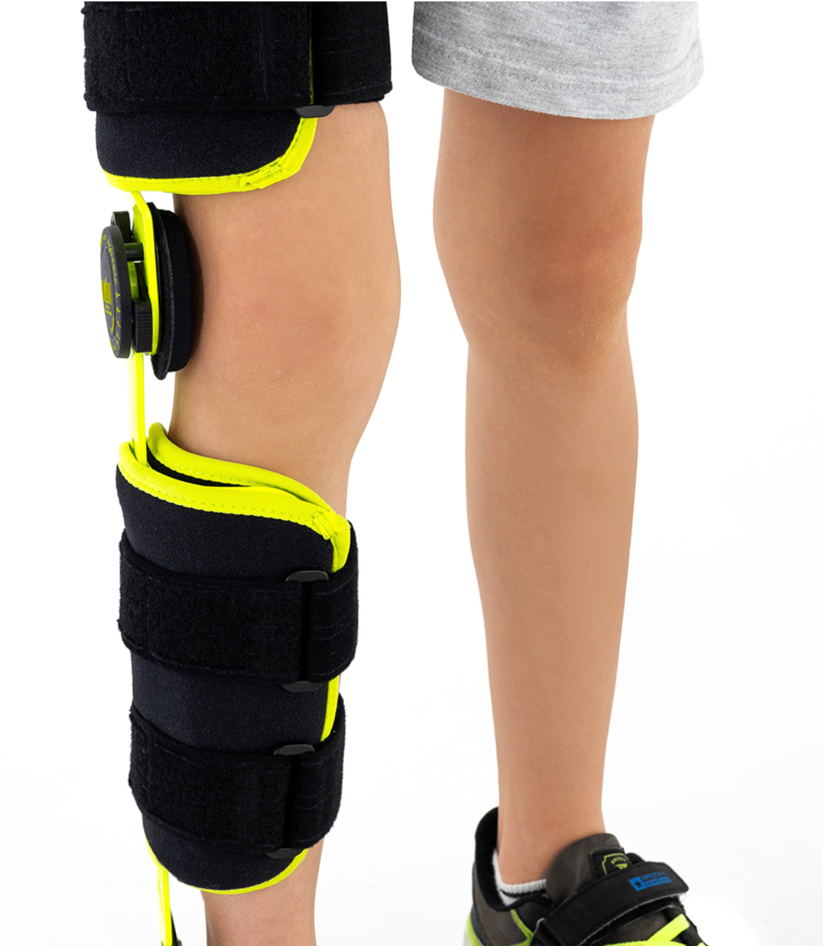 PAEDIATRIC KNEE BRACE WITH RANGE OF MOTION ADJUSTMENT AND FOOT STIRRUP-2