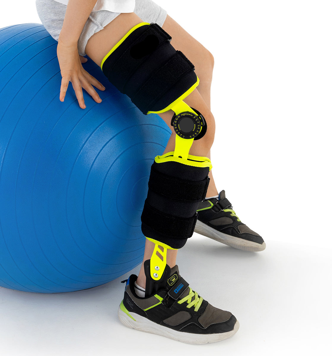 PAEDIATRIC KNEE BRACE WITH RANGE OF MOTION ADJUSTMENT AND FOOT STIRRUP-3