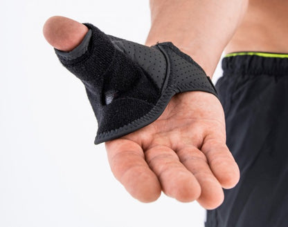 Attelle d'immobilisation du pouce en abduction (ouverture de la commissure) entorse du skieur