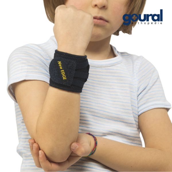 100% cotton wrist support bandage on the skin