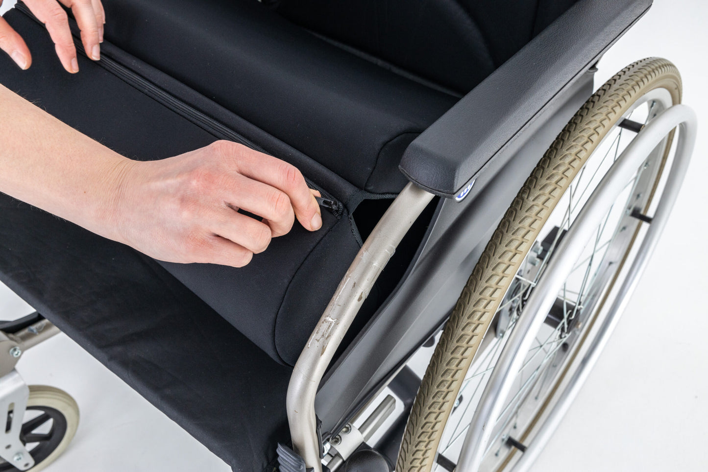 Coussins anti-escarres double hauteur pour fauteuil roulant