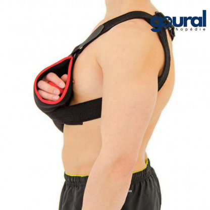 Shoulder brace with vascularization ball without support on the shoulder to be treated