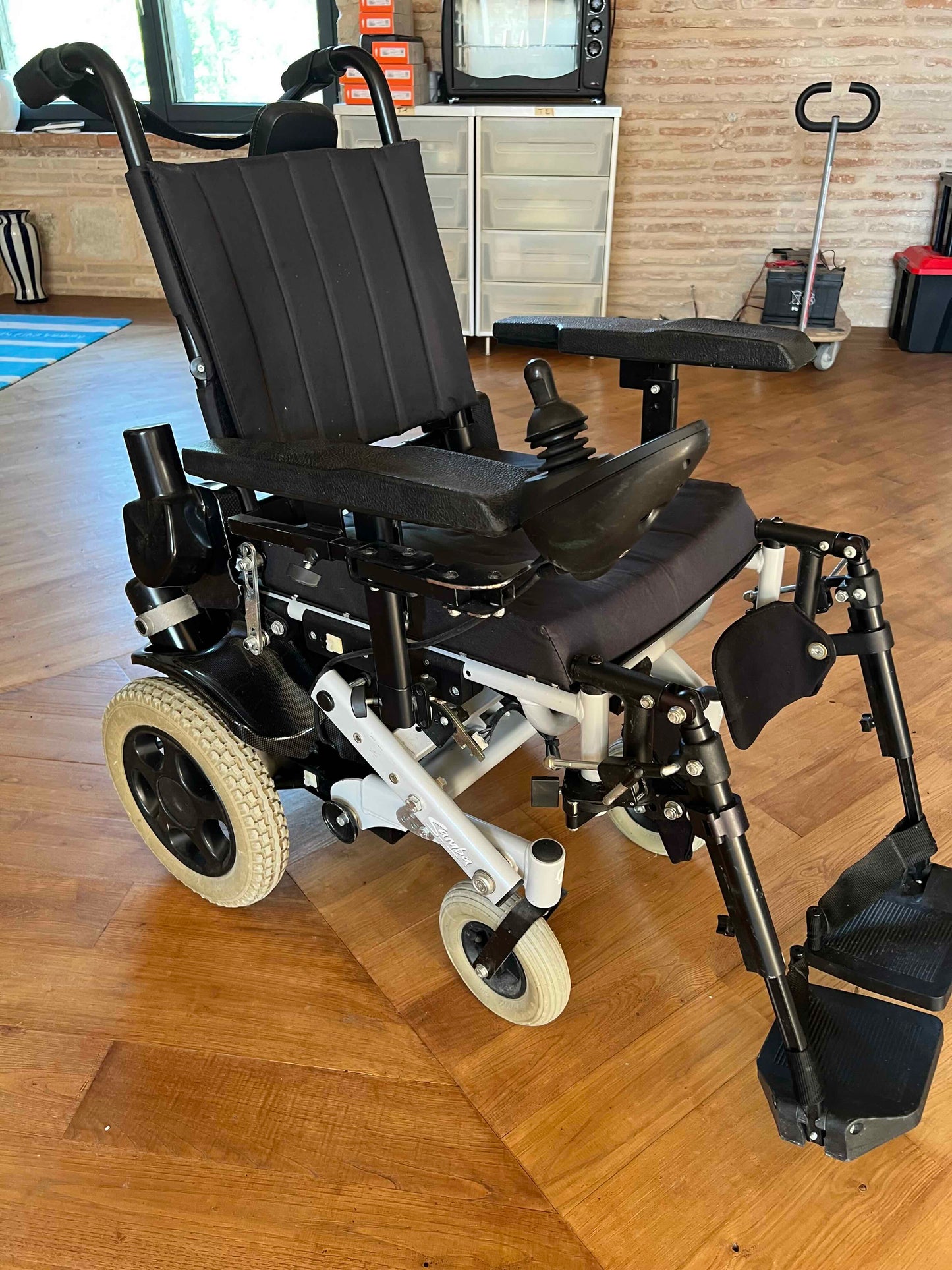 Fauteuil roulant électrique Quickie Samba