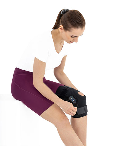 Activ pren 2i articulated ligament knee brace with thigh opening